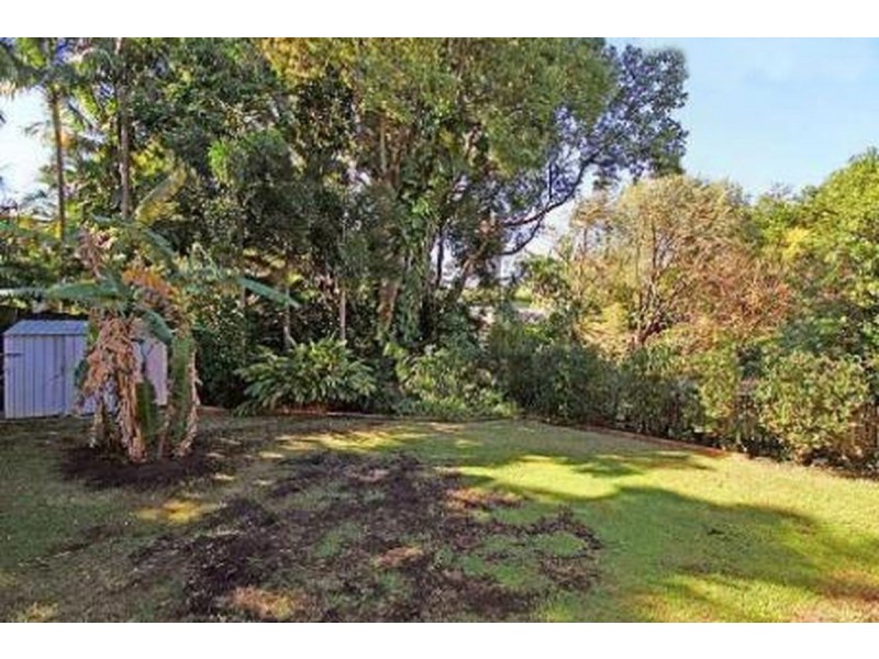 29 Beatrice Street, Bardon QLD 4065