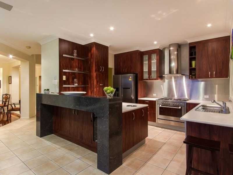 11 Jillinda Place, The Gap QLD 4061