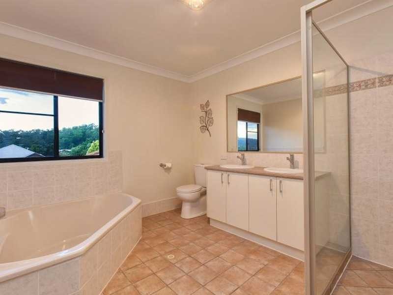 11 Jillinda Place, The Gap QLD 4061
