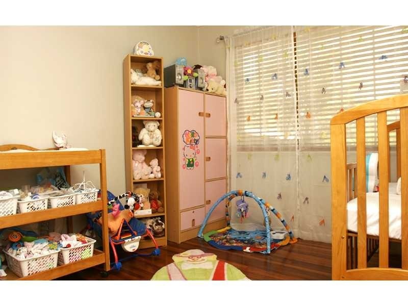 9 Pirrie Street, The Gap QLD 4061