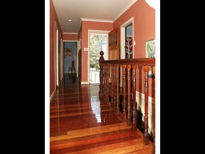 9 London Street, Ashgrove QLD 4060