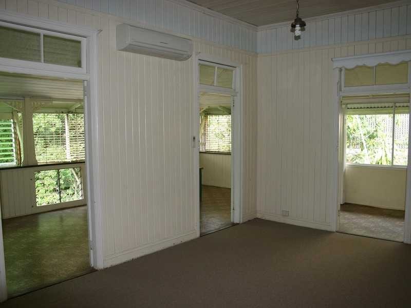 5 Chiswick Road, Bardon QLD 4065