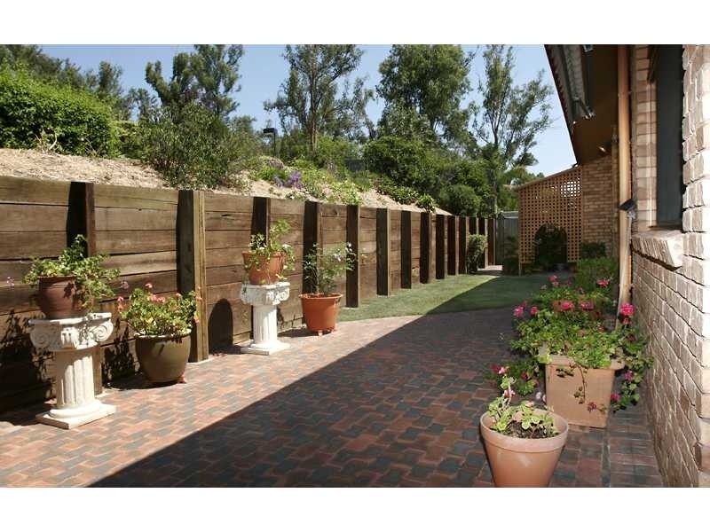 16 Grimsby Street, The Gap QLD 4061