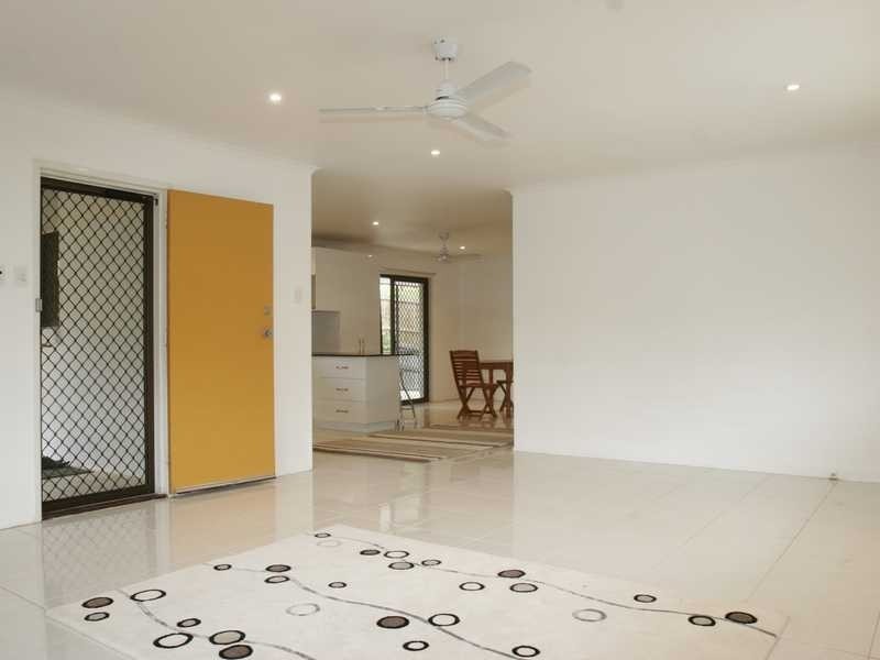 22 London, Ashgrove QLD 4060