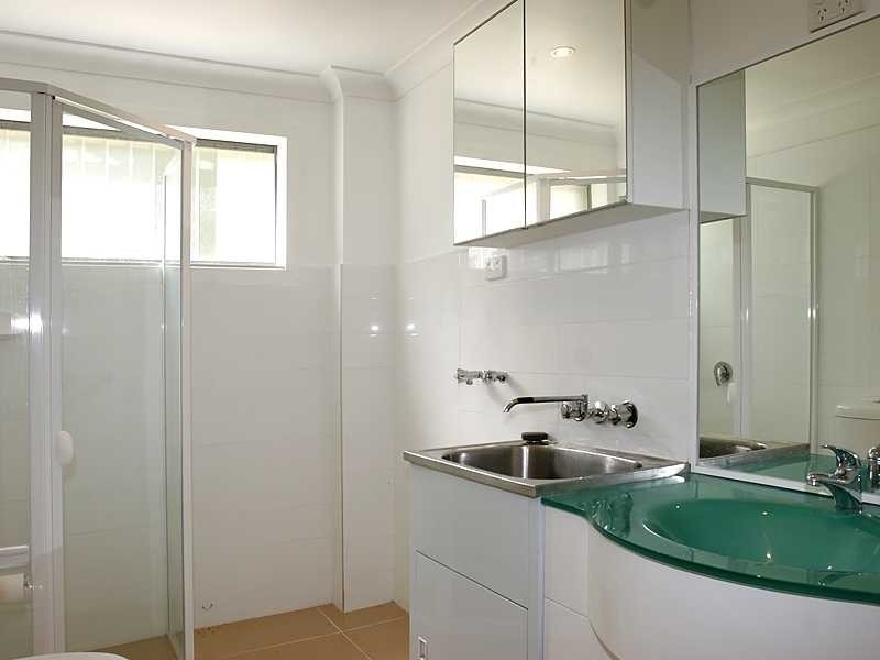 22 London, Ashgrove QLD 4060