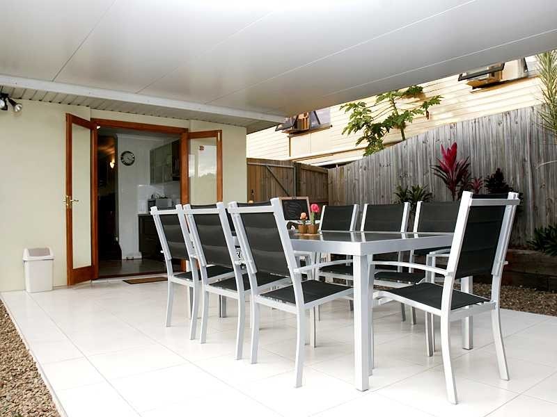 12 Pirrie Street, The Gap QLD 4061
