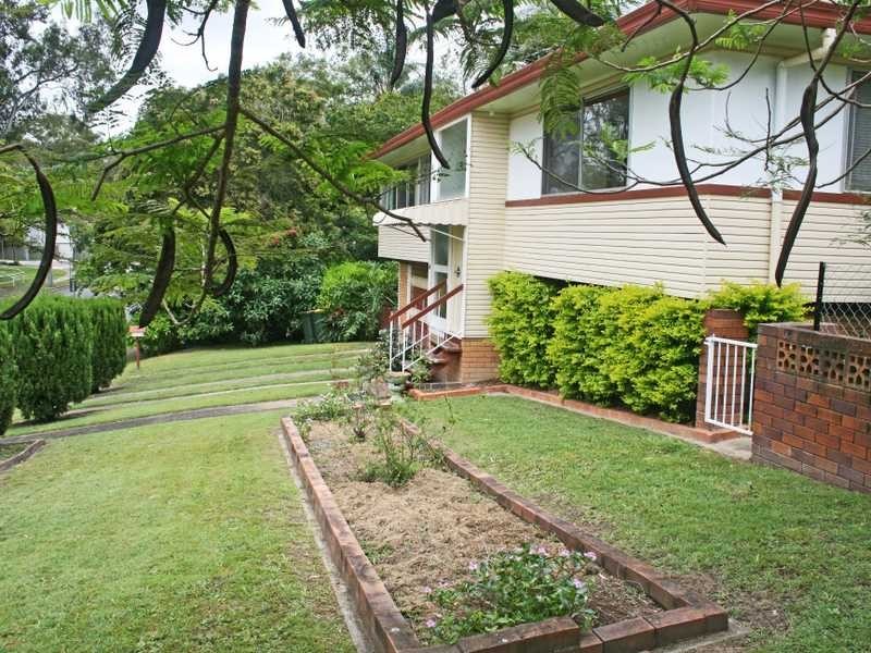 70 Chiswick Road, Bardon QLD 4065