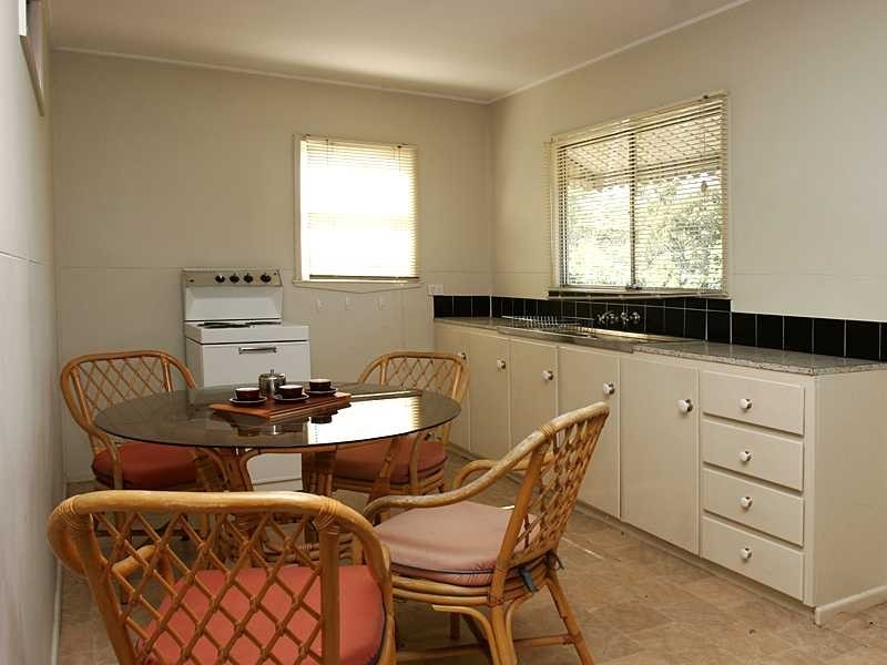 Bardon QLD 4065