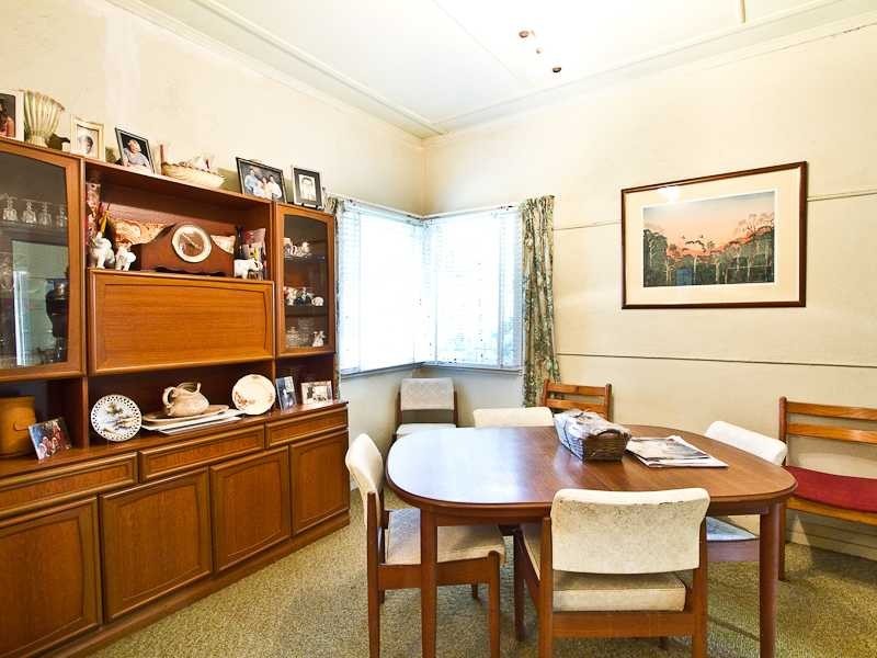 19 Outlook Crescent, Bardon QLD 4065