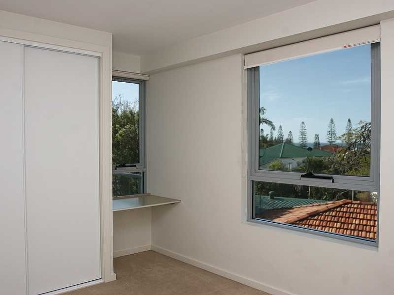 11/146 Prince Edward Parade, Scarborough QLD 4020