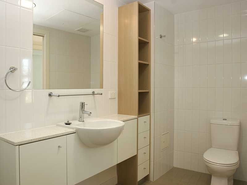 11/146 Prince Edward Parade, Scarborough QLD 4020