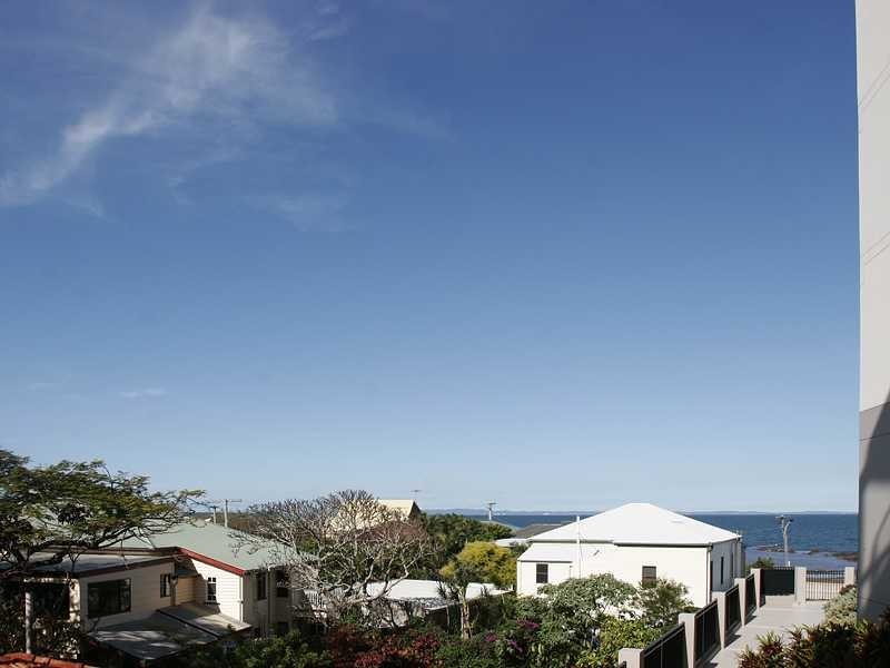 11/146 Prince Edward Parade, Scarborough QLD 4020