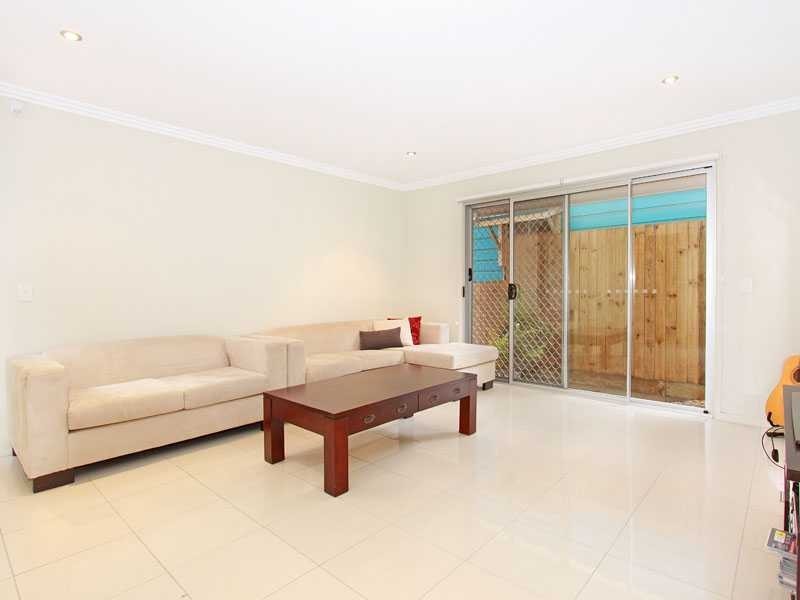 208 Boundary Road, Bardon QLD 4065