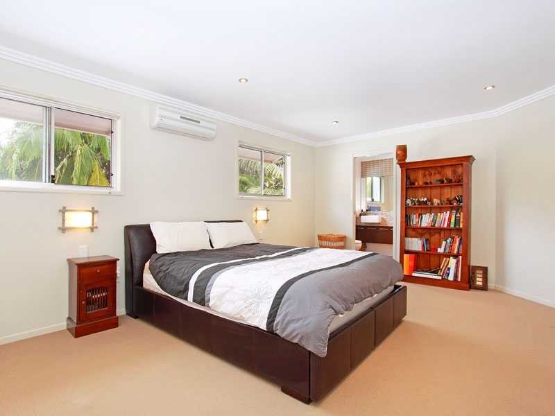 208 Boundary Road, Bardon QLD 4065