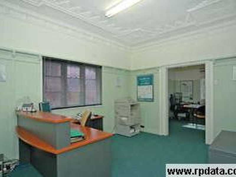 465 Waterworks Road, Ashgrove QLD 4060