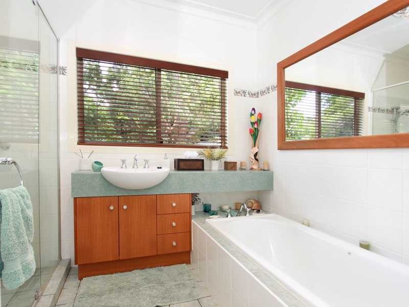 1142 Waterworks Road, The Gap QLD 4061