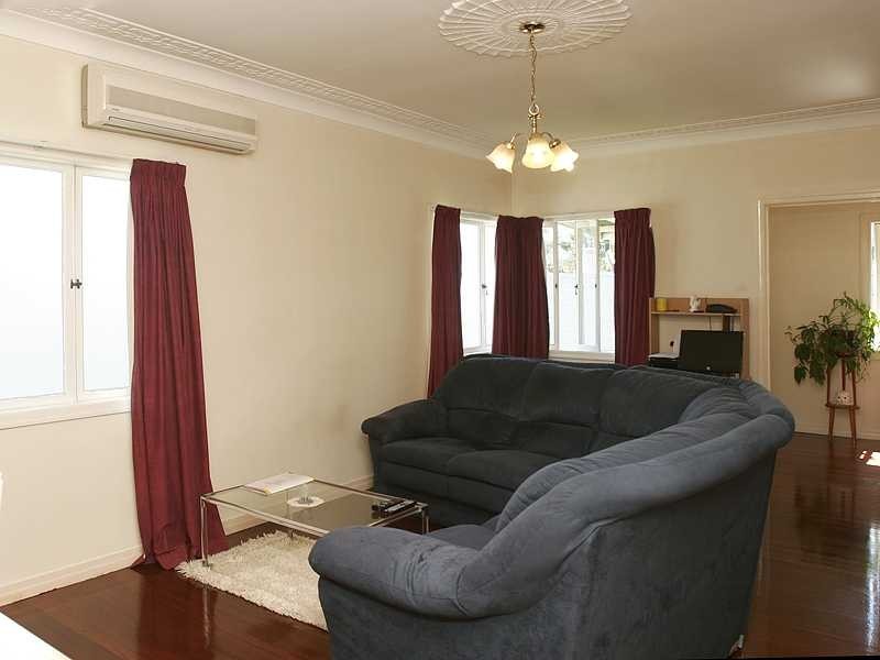 21 Gould Road, Herston QLD 4006