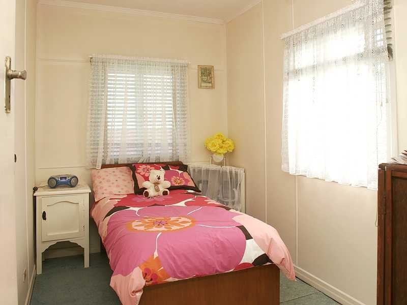 21 Gould Road, Herston QLD 4006