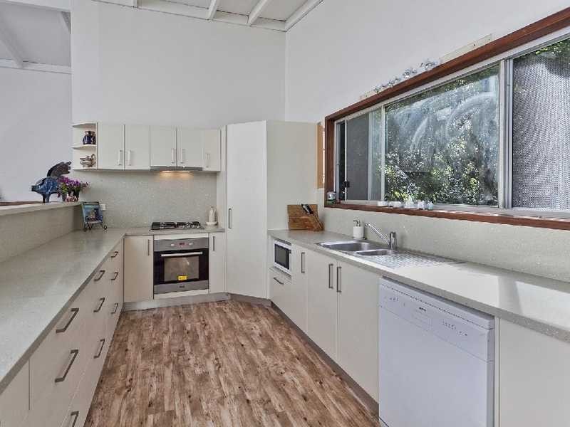 37 Grand Parade, Ashgrove QLD 4060