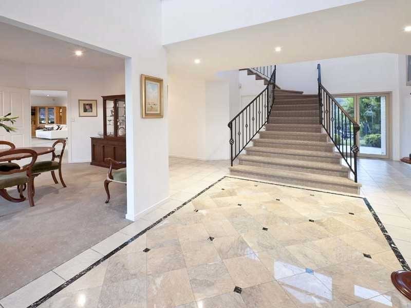 21 Drayton Place, The Gap QLD 4061