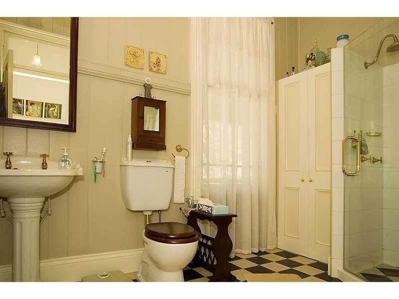 112 Airlie Road, Pullenvale QLD 4069