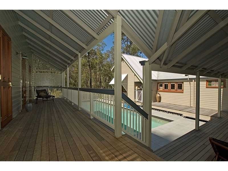 112 Airlie Road, Pullenvale QLD 4069