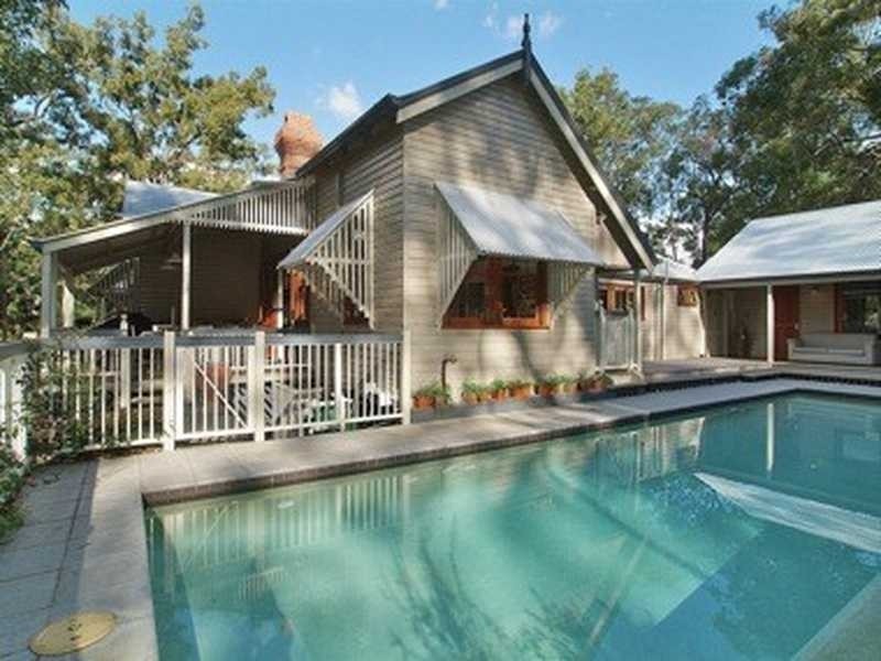 112 Airlie Road, Pullenvale QLD 4069