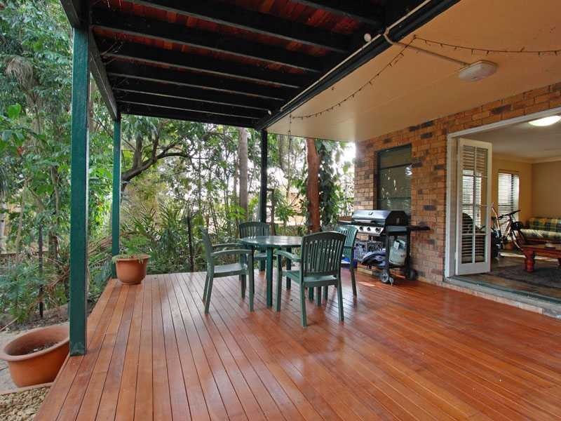 8 Yardley Avenue, Ashgrove QLD 4060