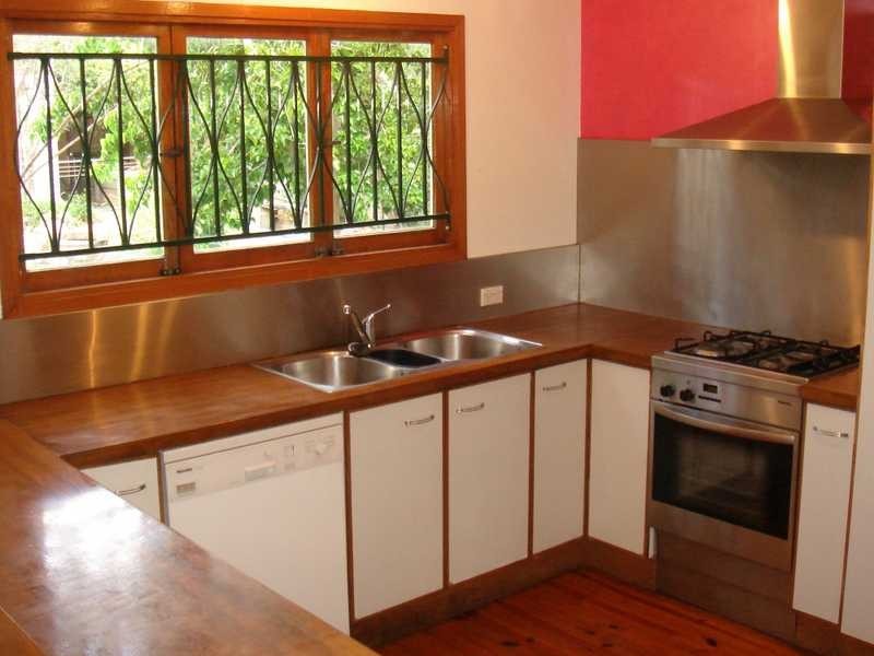 6 Yardley Avenue, Ashgrove QLD 4060