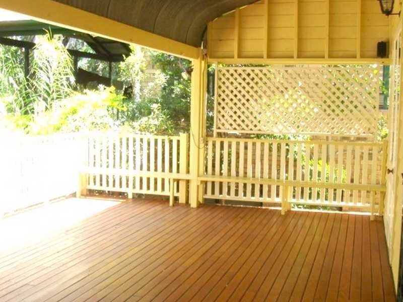 6 Yardley Avenue, Ashgrove QLD 4060