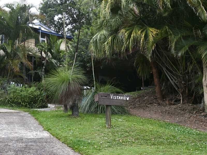 17 Vista Street, Bardon QLD 4065