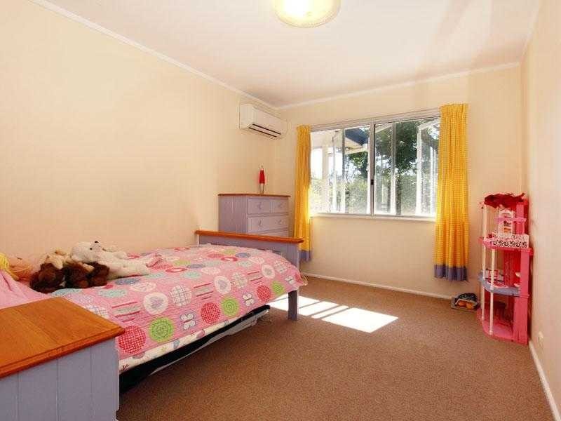 52 Bromwich Street, The Gap QLD 4061