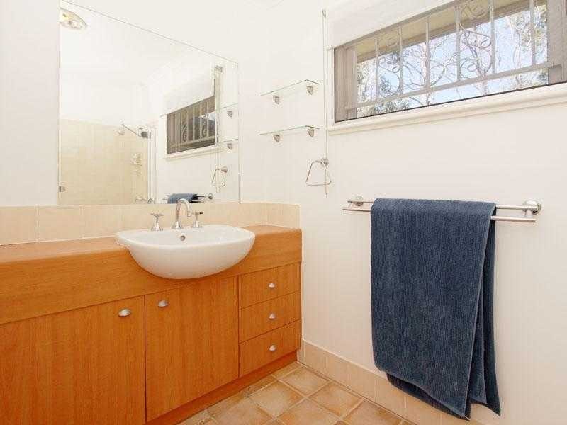 52 Bromwich Street, The Gap QLD 4061