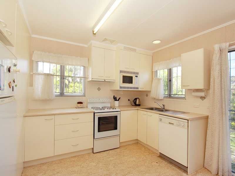 6 Yanina Street, The Gap QLD 4061