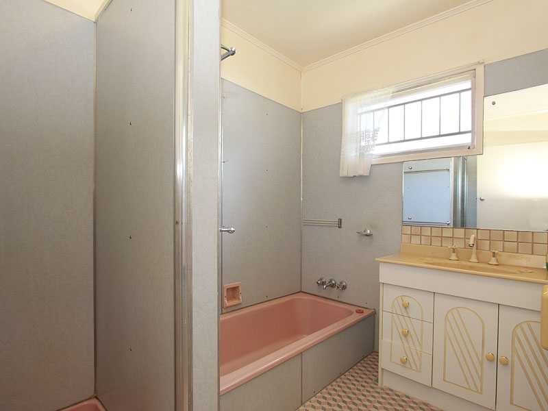 6 Yanina Street, The Gap QLD 4061