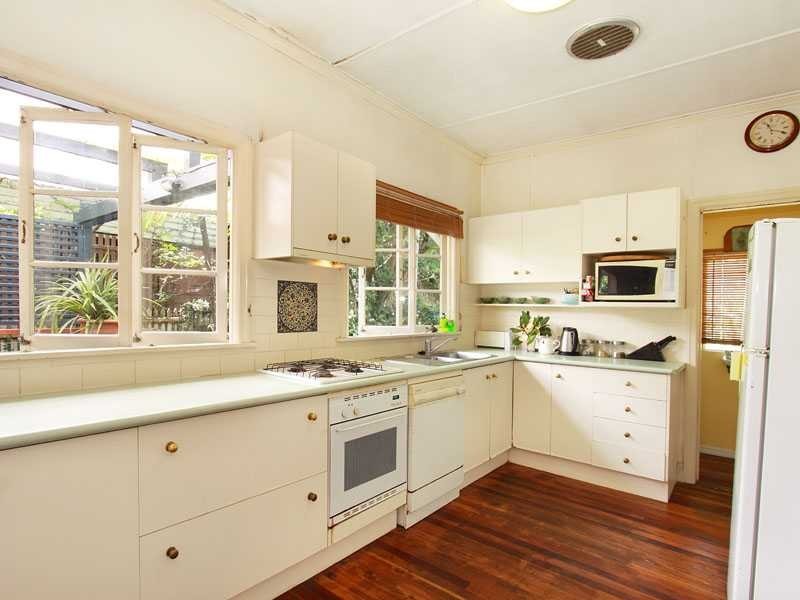 1 Forrester Terrace, Bardon QLD 4065