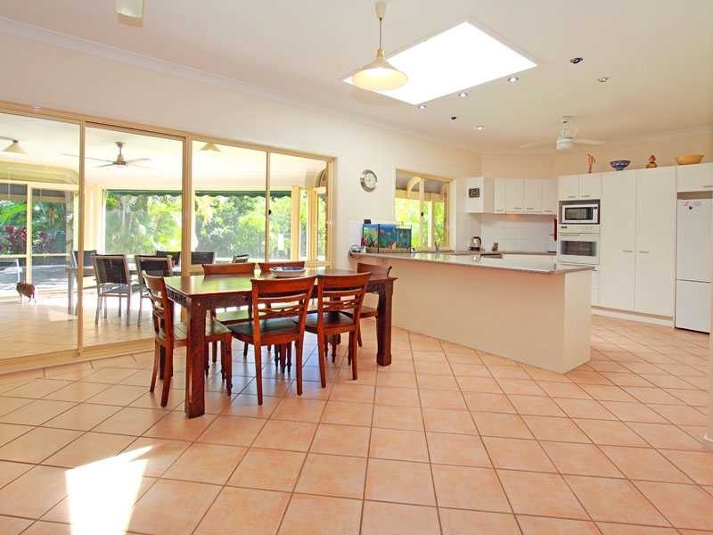 5 Parkside Cr, The Gap QLD 4061