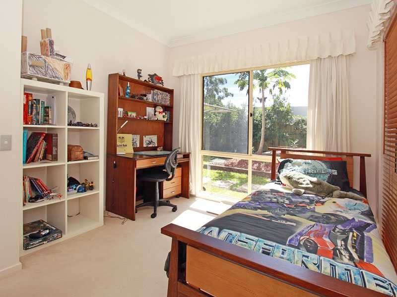 5 Parkside Cr, The Gap QLD 4061