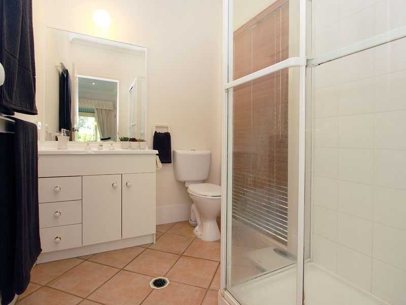 5 Parkside Cr, The Gap QLD 4061