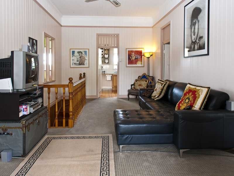 5 Greenwood Street, Ashgrove QLD 4060