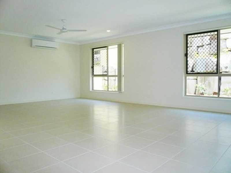 17 Ascent Street, Upper Kedron QLD 4055