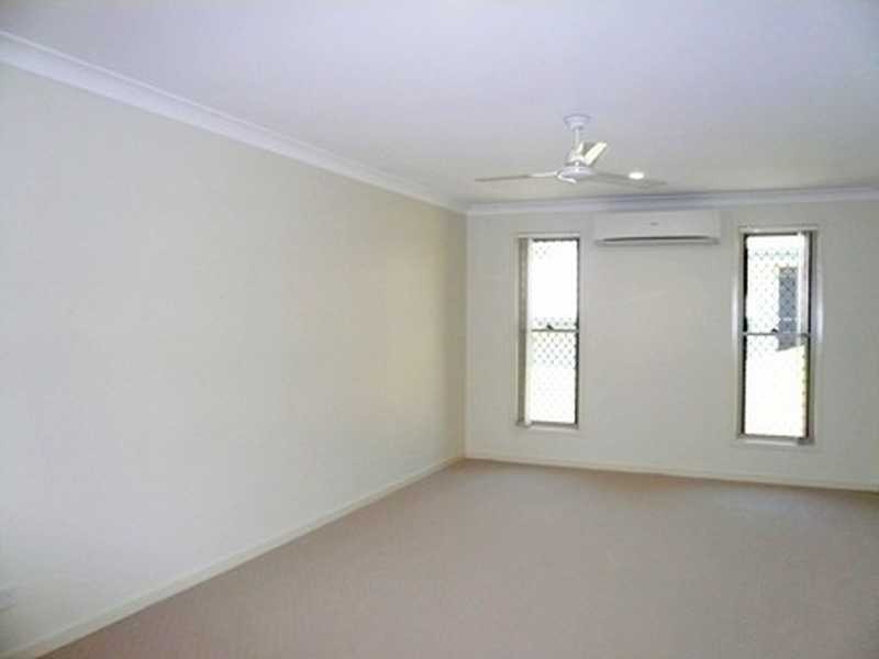 17 Ascent Street, Upper Kedron QLD 4055