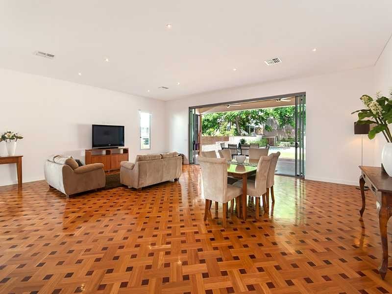 59 Lizzie Street, Bardon QLD 4065