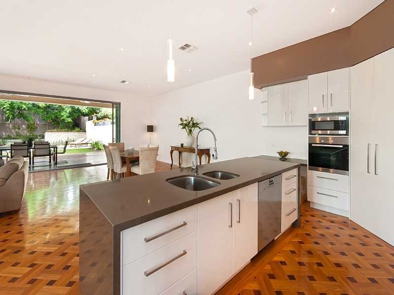 59 Lizzie Street, Bardon QLD 4065