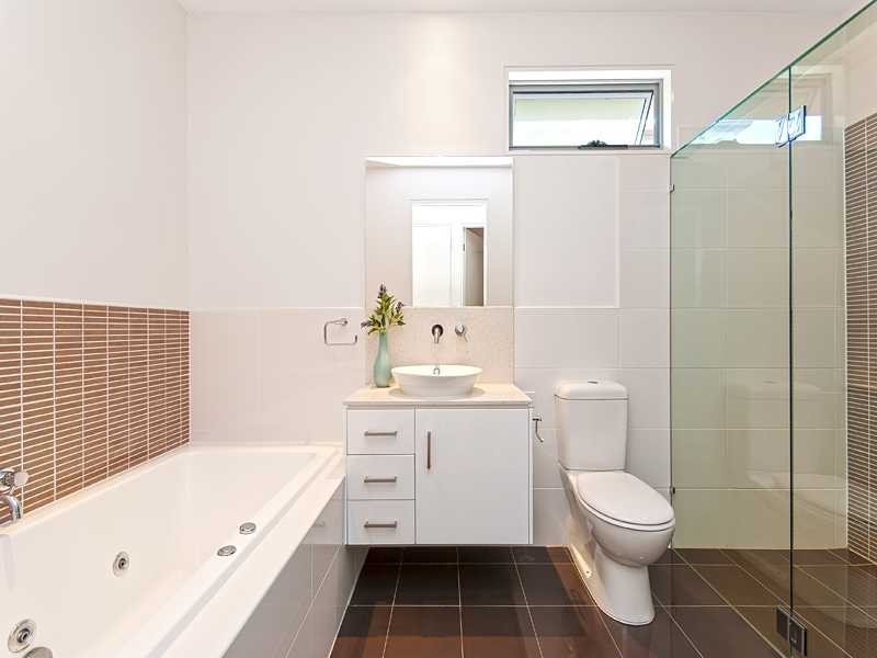 59 Lizzie Street, Bardon QLD 4065