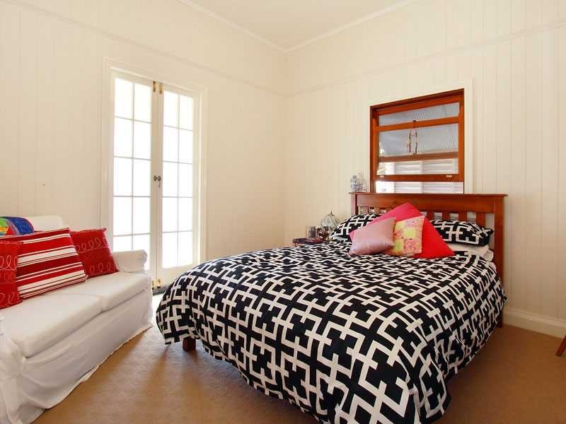 34 Celia Street, Ashgrove QLD 4060