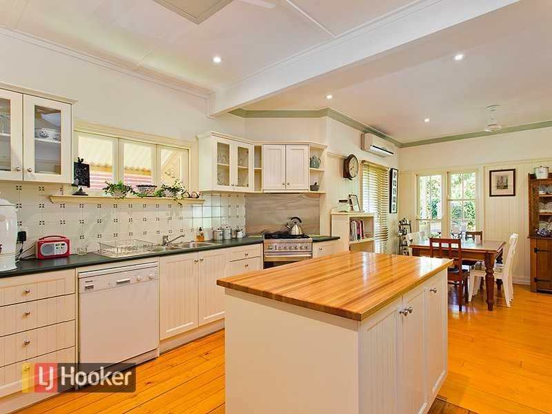 66 Gerler Street, Bardon QLD 4065