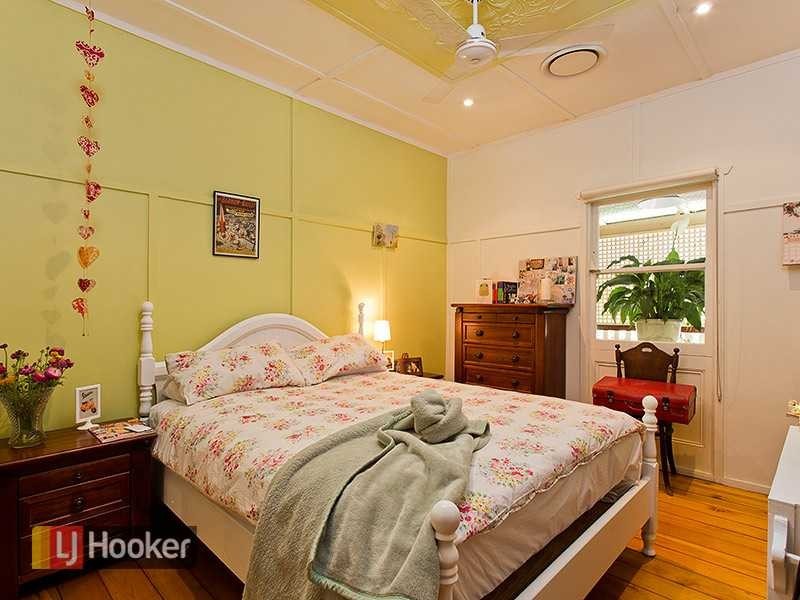 66 Gerler Street, Bardon QLD 4065