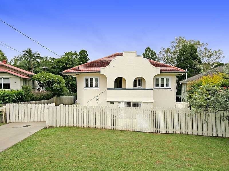 26 Banool Street, Ashgrove QLD 4060