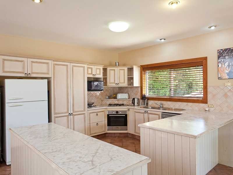 62 Moggill Road, The Gap QLD 4061